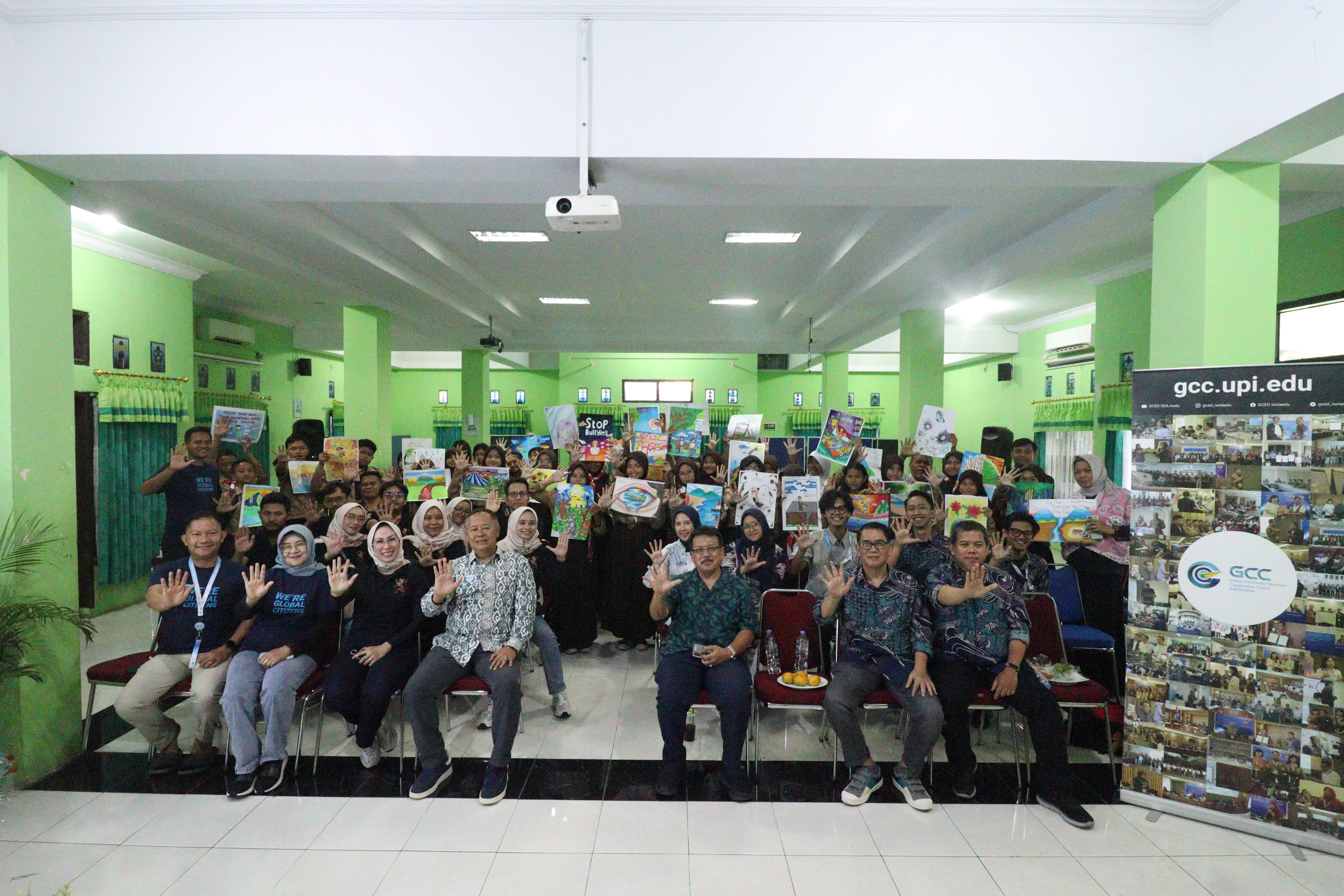 Seribu Kata dalam Satu Gambar: Workshop Poster Berbasis Global Citizenship Education
